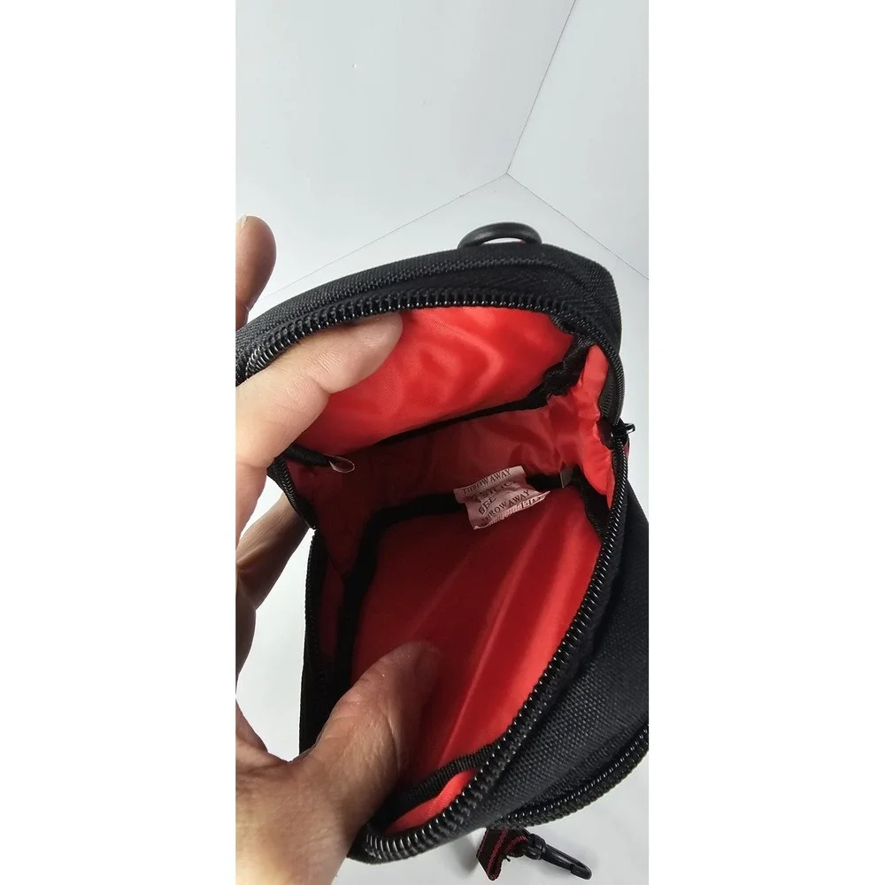 Deco‎ Gear PNS100BK Camera Case Black Red Padded Field Bag